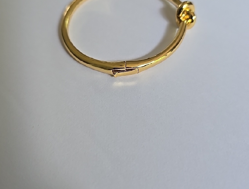 Kate Spade Gold Knot Bracelet NWT - Picture 5 of 8